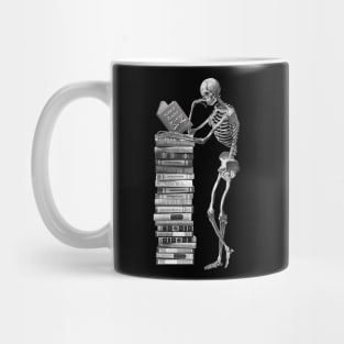 Horror Reader Weekend Skeleton Mug